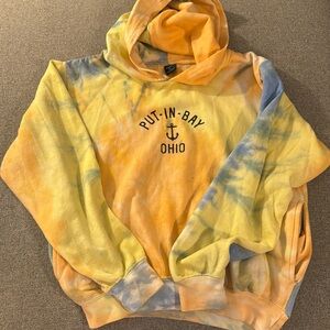 5/$15- Sweatshirt size large